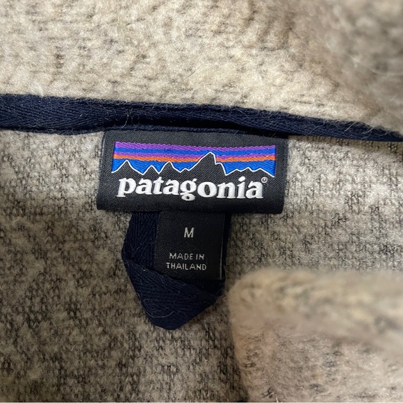 Patagonia Zip-Up Sweater in Beige and Navy - Picture 4 of 6